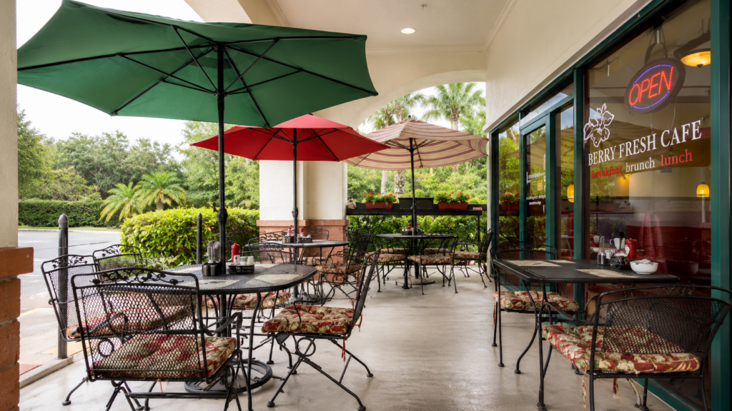 Berry Fresh Cafe Jupiter storefront patio, daytime